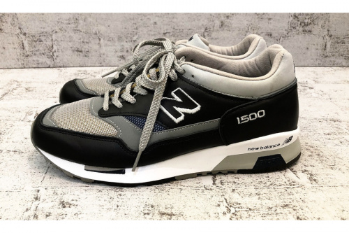 ローカットスニーカーのメンズ