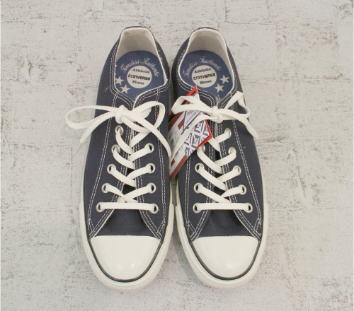 サテンスカートのコンバースコラボ