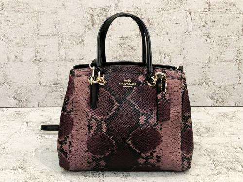 コーチのハンドバッグ