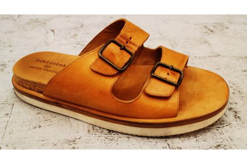 レザーサンダルのメンズ