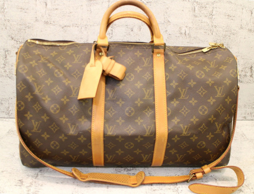ラグジュアリーブランドのLOUIS　VUITTON