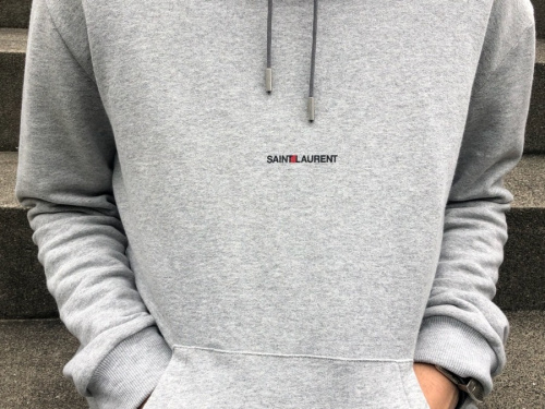 サンローランパリのロゴプリントスウェットパーカー