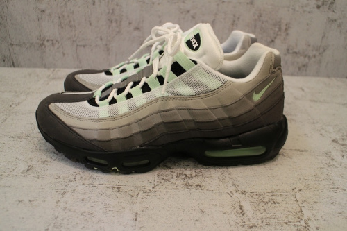 ナイキのAIR MAX