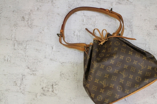 LOUIS　VUITTONのルイヴィトン