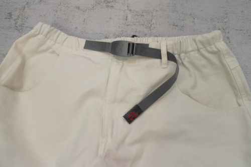 グラミチのクライミングパンツ