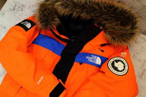 ザノースフェイスのANTARCTICA PARKA