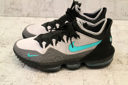 ナイキの未使用