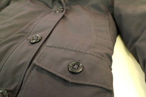 カナダグースのダウンジャケット