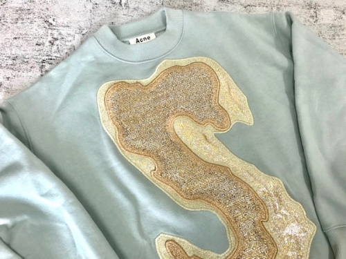 インポートブランドのacne studios