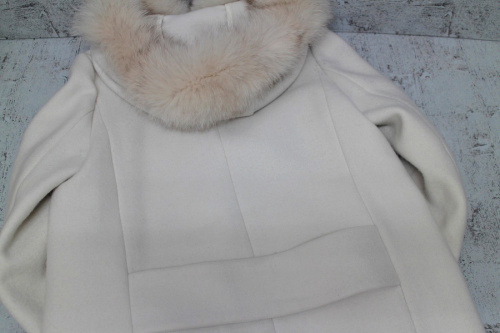 ウールコートのレディース