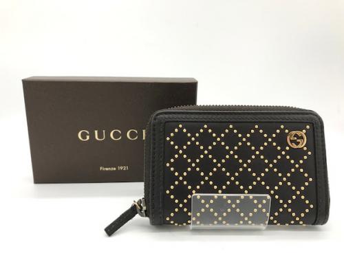 コインケースのスタッズ