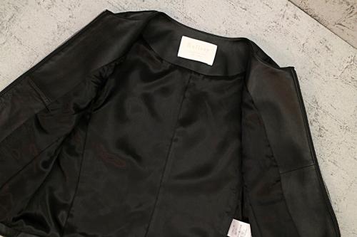 スムースノーカラージップアップのレディース