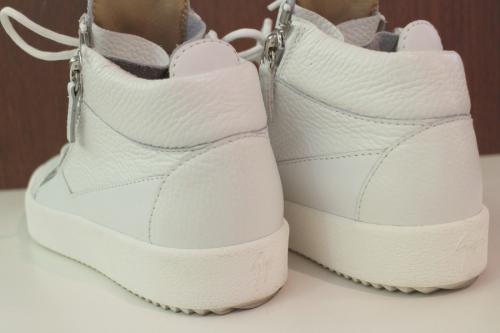 GIUSEPPE ZANOTTIのジュゼッペザノッティ