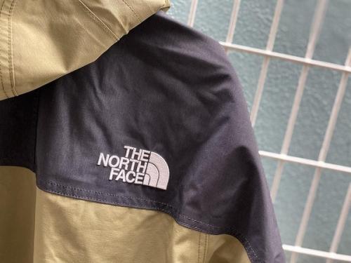 マウンテンライトジャケットのメンズ