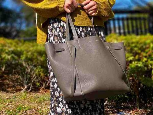 CELINE】カバファントムスモール入荷。[2020.02.28発行]｜トレ