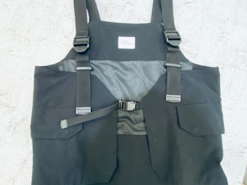 プロダクトオールモストブラックのベスト