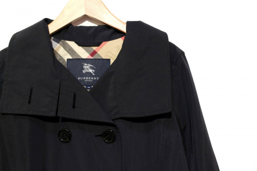 インポートブランドのBURBERRY　
