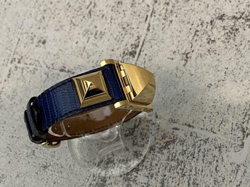 メドールの腕時計