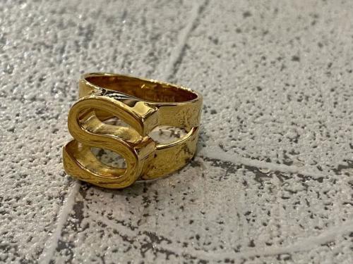 リングのアルファベット