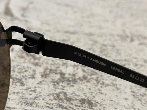 マイキータ × アンブッシュのサングラス