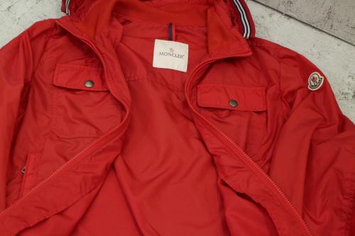 モンクレールのナイロンジャケット