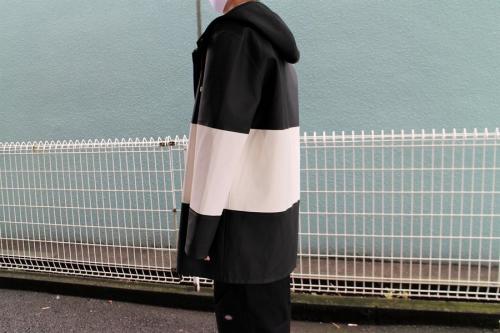 レインコートのトレファクスタイル横浜都筑店