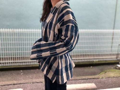 フォーティファイブアールのガウンコート