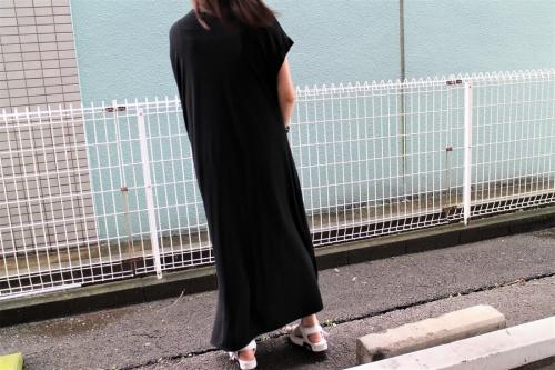 アシンメトリーデザインワンピースのトレファクスタイル横浜都筑店