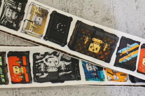 LOUIS VUITTON 　のルイ ヴィトン　