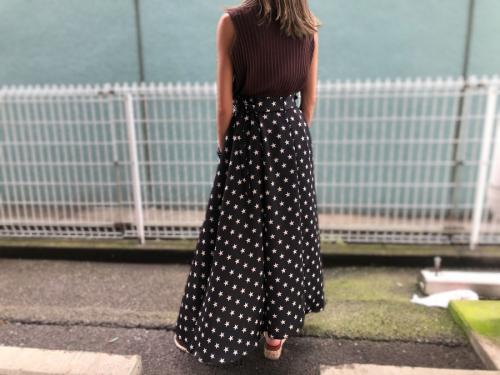 ダブルスタンダードクロージングのスカート