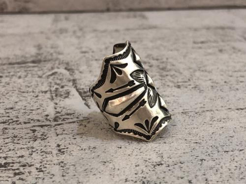 サンシャインリーブスのリング