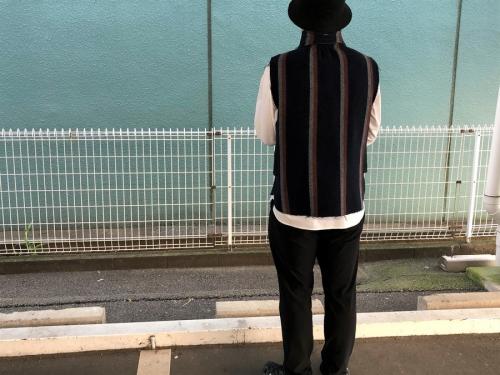 サカイのサイドジップウールベスト