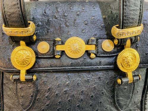 ジャンニ・ヴェルサーチのオーストリッチ型押しヴィンテージバッグ