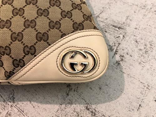 GGキャンバスショルダーバッグのトレファクスタイル横浜都筑店