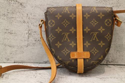 ルイ ヴィトン　のショルダーバッグ