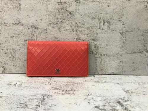 シャネルの財布