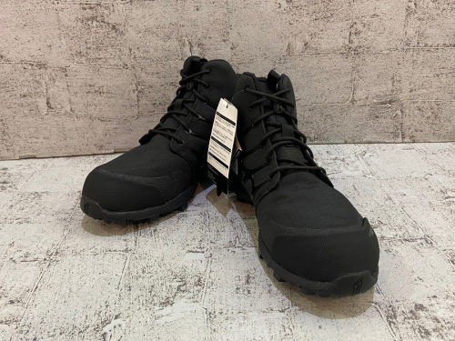 アウトドアブランドのinov-8