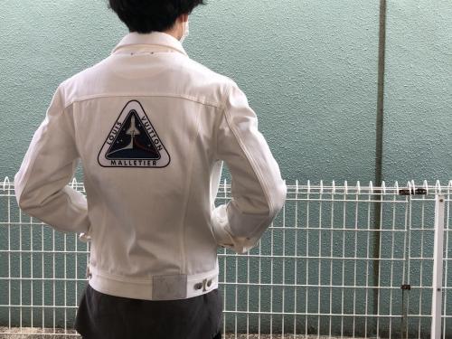 ルイ ヴィトン　のスペースワッペンデニムジャケット