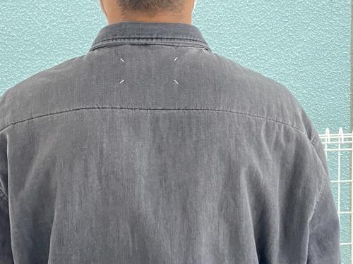 メゾンマルジェラの中綿入りリサイクルデニムシャツ