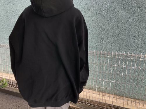 マルタンマルジェラ 10のリバースロゴ刺繍パーカー