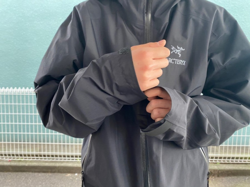 アウトドアブランドのARC'TERYX