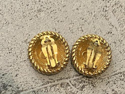 シャネルのヴィンテージココマークイヤリング