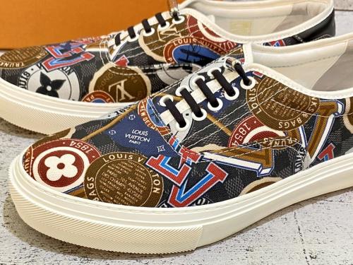 LOUIS VUITTON 　のルイ ヴィトン　