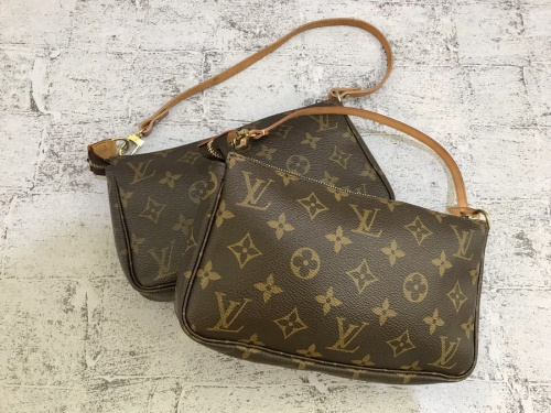 ラグジュアリーブランドのLOUIS VUITTON 　