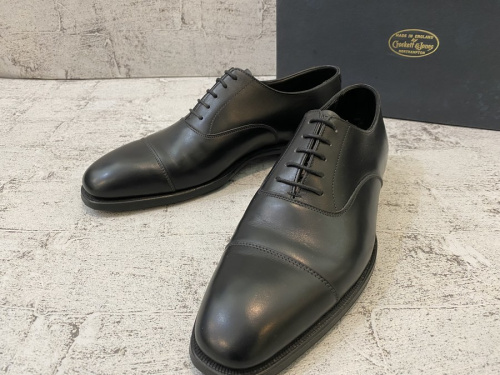 ドレスシューズのCrockett & Jones