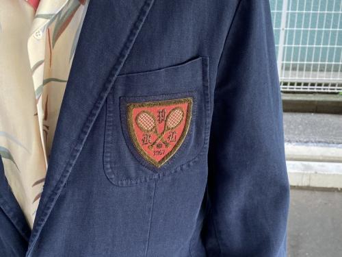 ジャケットのブレザー