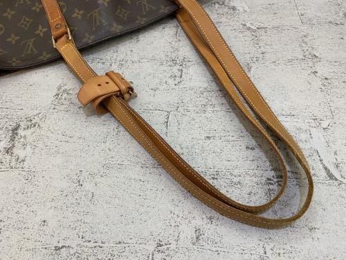 サックショッピングのレディース