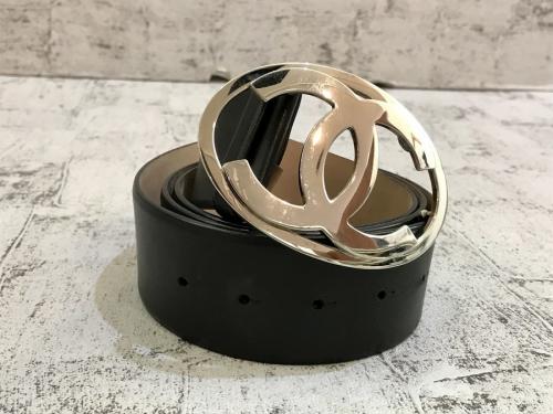 ビックココマークレザーベルトのメンズ