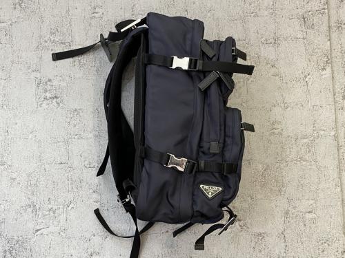 プラダのバッグパック