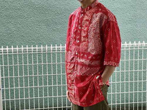 ペイズリー柄プルオーバーシャツのメンズ